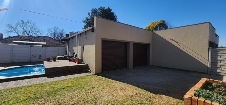 4 Bedroom Property for Sale in Vanderbijlpark SW 1 Gauteng
