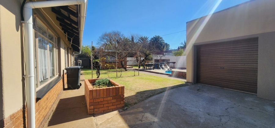 4 Bedroom Property for Sale in Vanderbijlpark SW 1 Gauteng