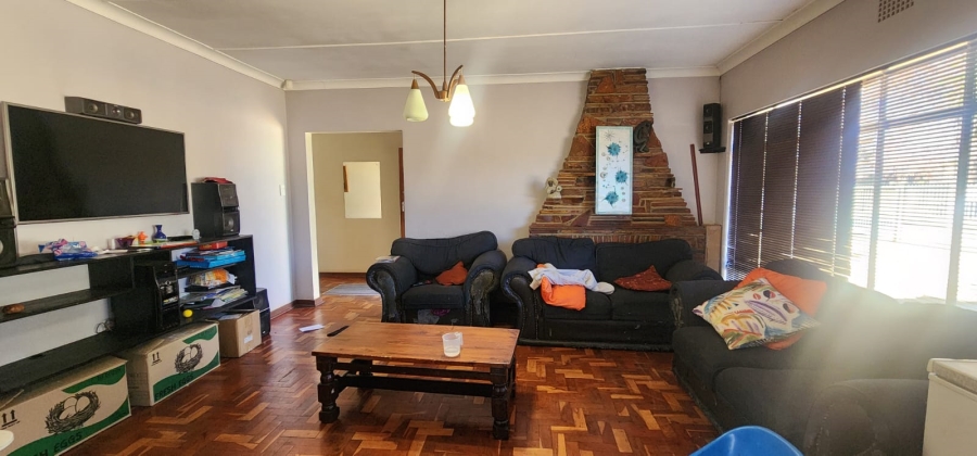 4 Bedroom Property for Sale in Vanderbijlpark SW 1 Gauteng