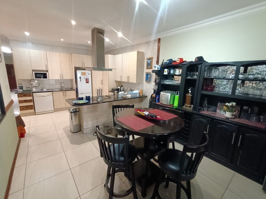 3 Bedroom Property for Sale in Three Rivers Gauteng