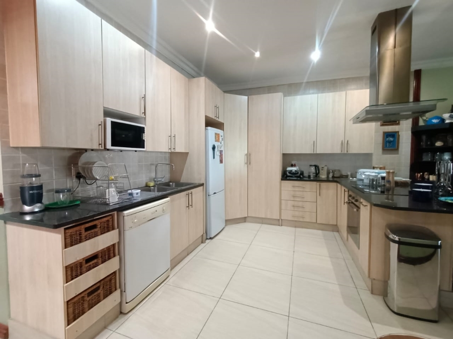 3 Bedroom Property for Sale in Three Rivers Gauteng