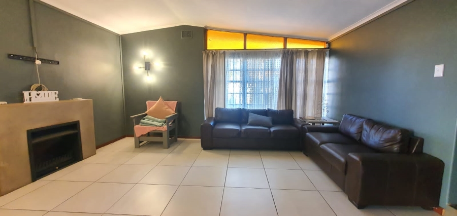 3 Bedroom Property for Sale in Vanderbijlpark SW 1 Gauteng