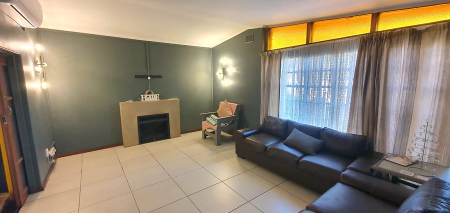 3 Bedroom Property for Sale in Vanderbijlpark SW 1 Gauteng