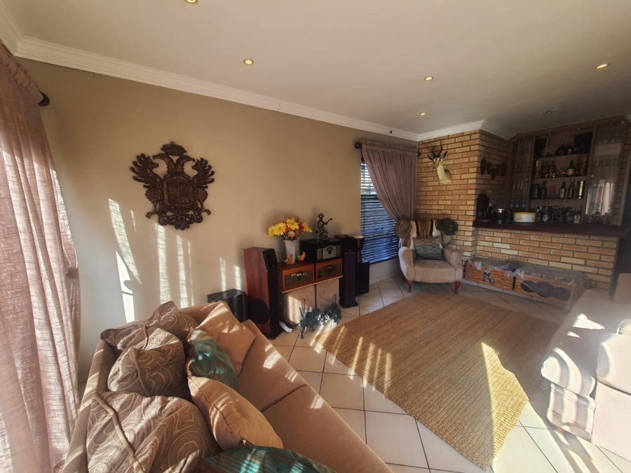 3 Bedroom Property for Sale in Vanderbijlpark SW 1 Gauteng