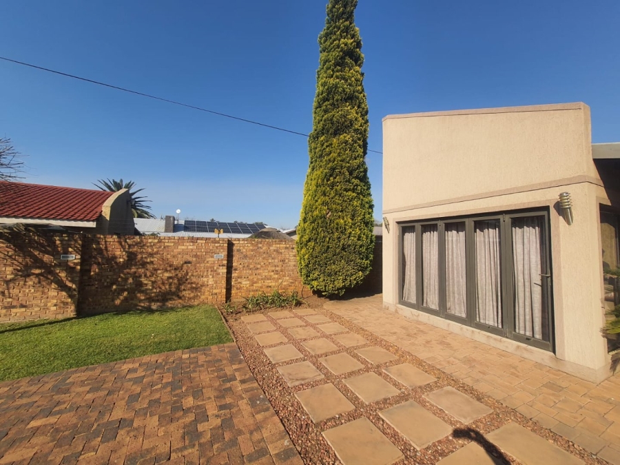 3 Bedroom Property for Sale in Vanderbijlpark SW 1 Gauteng