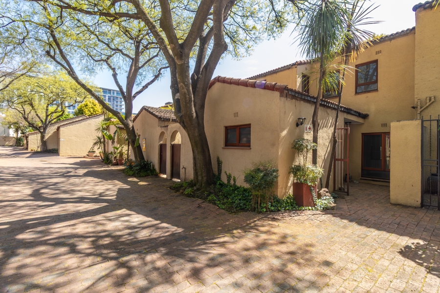 To Let 3 Bedroom Property for Rent in Sandown Gauteng
