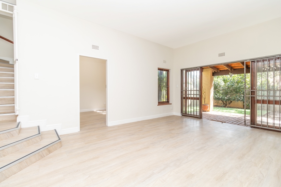 To Let 3 Bedroom Property for Rent in Sandown Gauteng