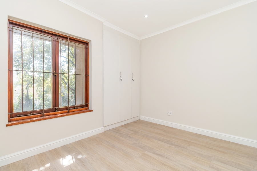 To Let 3 Bedroom Property for Rent in Sandown Gauteng