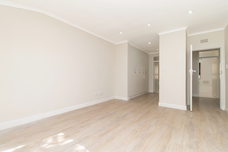 To Let 3 Bedroom Property for Rent in Sandown Gauteng