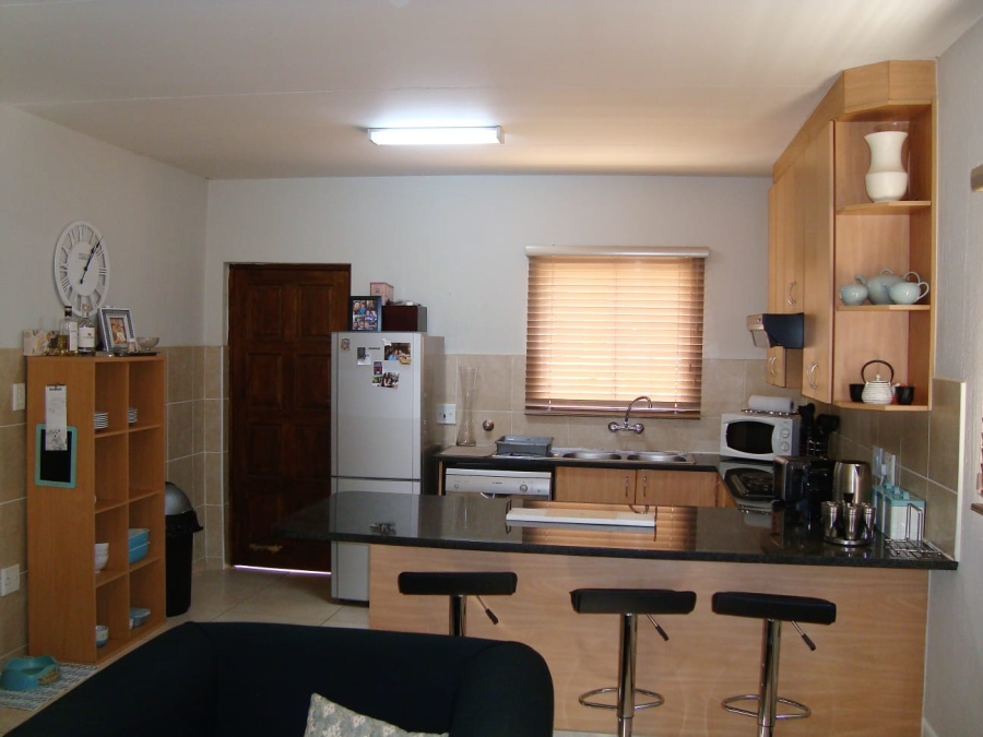 To Let 3 Bedroom Property for Rent in Willowbrook Gauteng