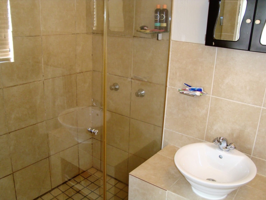To Let 3 Bedroom Property for Rent in Willowbrook Gauteng