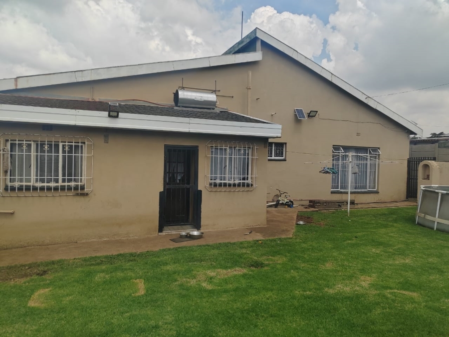 4 Bedroom Property for Sale in Brakpan Central Gauteng