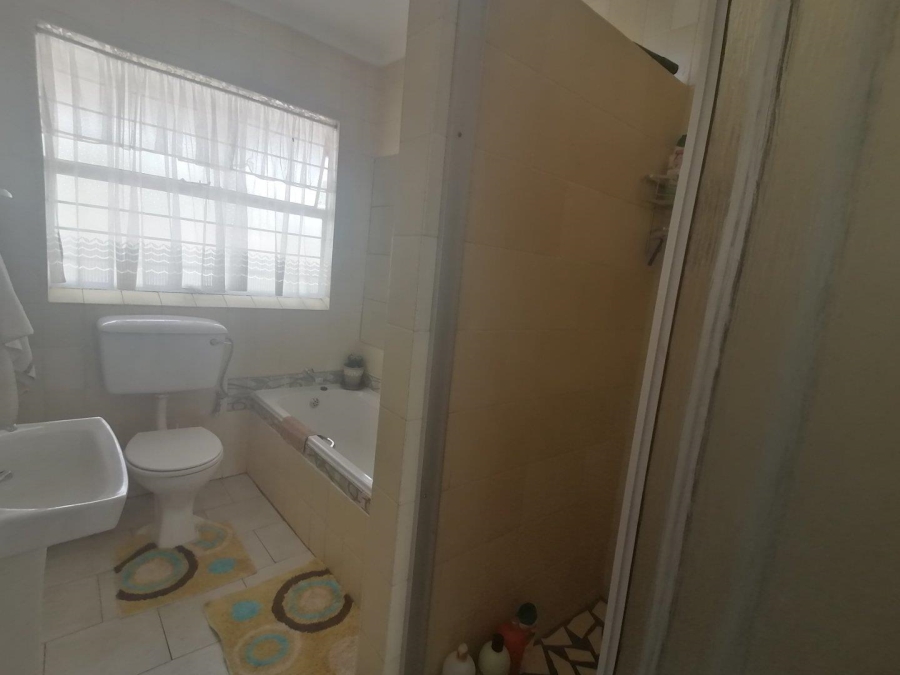 3 Bedroom Property for Sale in Silverfields Gauteng