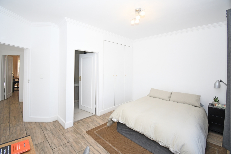 2 Bedroom Property for Sale in Saxonwold Gauteng