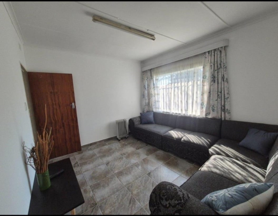 4 Bedroom Property for Sale in Dal Fouche Gauteng