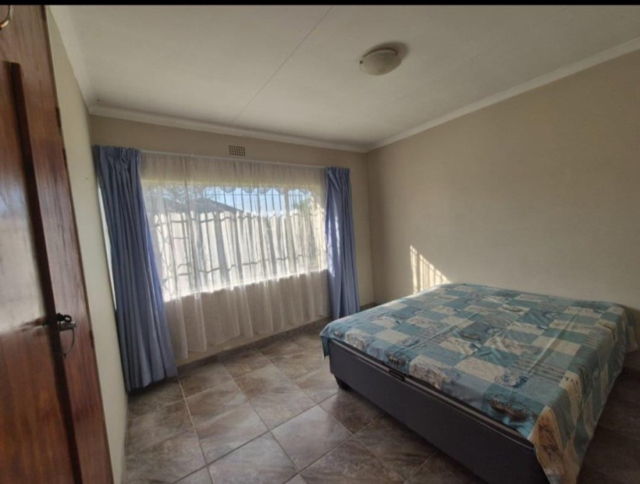 4 Bedroom Property for Sale in Dal Fouche Gauteng