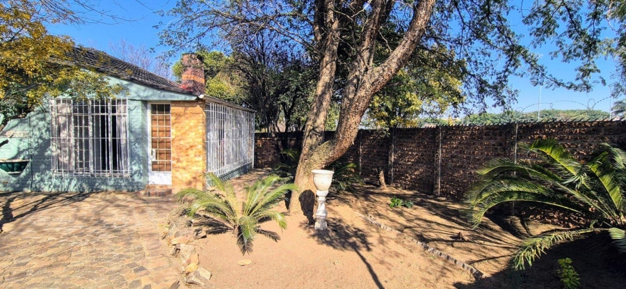 To Let 3 Bedroom Property for Rent in Airfield Gauteng