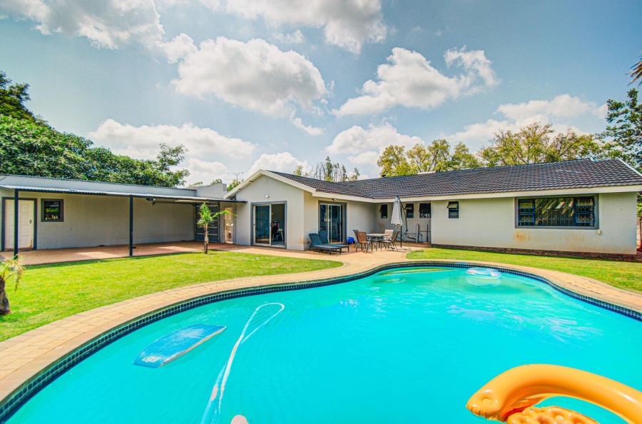 4 Bedroom Property for Sale in Northmead Gauteng