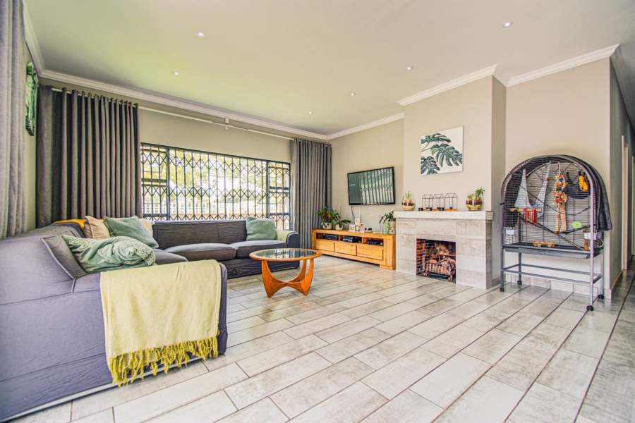 4 Bedroom Property for Sale in Northmead Gauteng