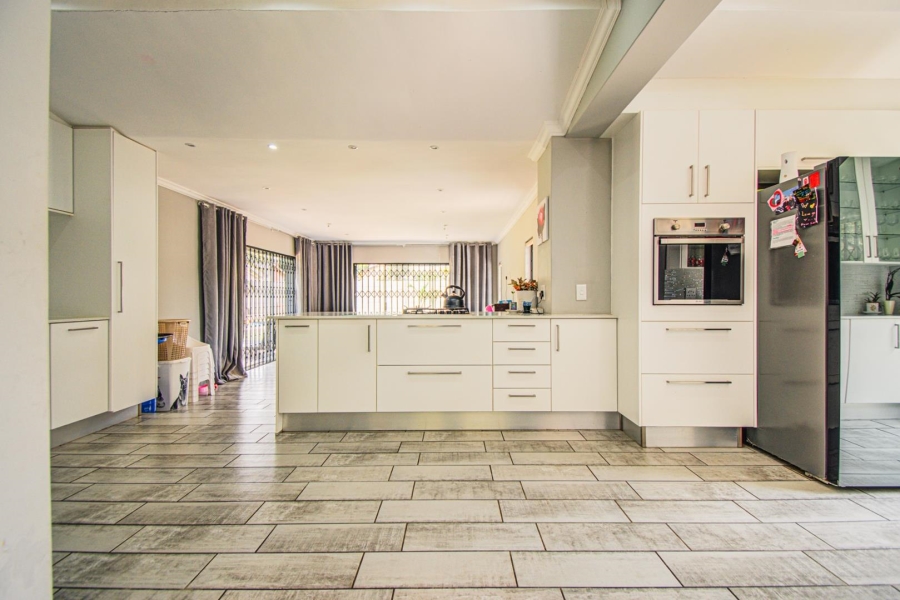 4 Bedroom Property for Sale in Northmead Gauteng