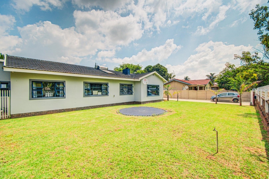 4 Bedroom Property for Sale in Northmead Gauteng