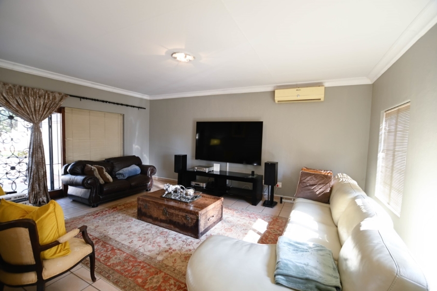 4 Bedroom Property for Sale in Kameeldrift East Gauteng