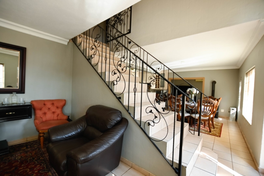 4 Bedroom Property for Sale in Kameeldrift East Gauteng