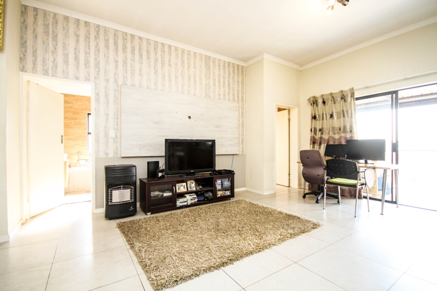 2 Bedroom Property for Sale in Modderfontein Gauteng