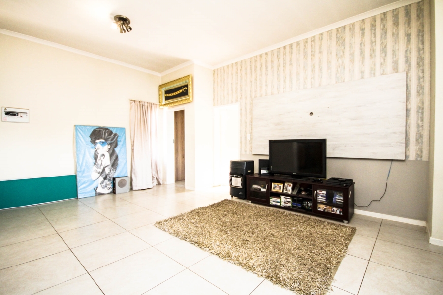 2 Bedroom Property for Sale in Modderfontein Gauteng