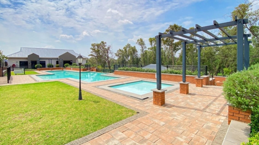 2 Bedroom Property for Sale in Modderfontein Gauteng