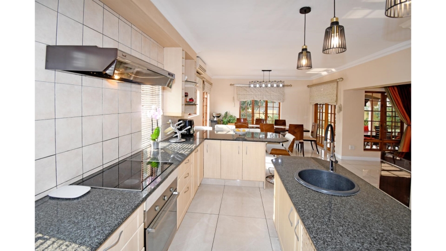 4 Bedroom Property for Sale in Kyalami Hills Gauteng