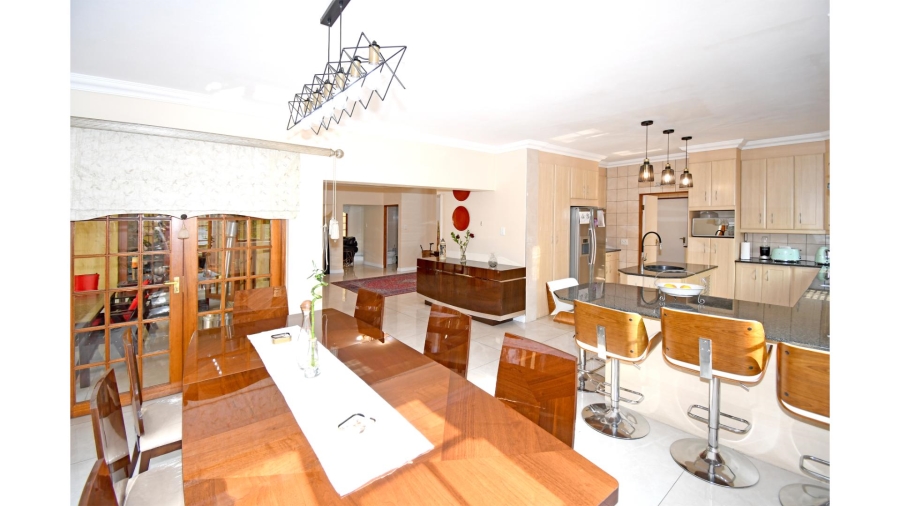 4 Bedroom Property for Sale in Kyalami Hills Gauteng