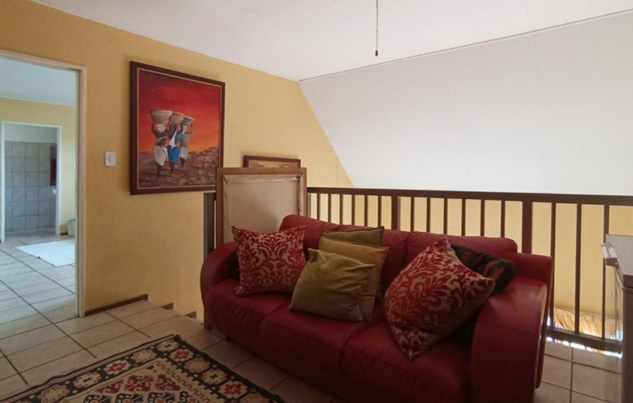 3 Bedroom Property for Sale in Equestria Gauteng