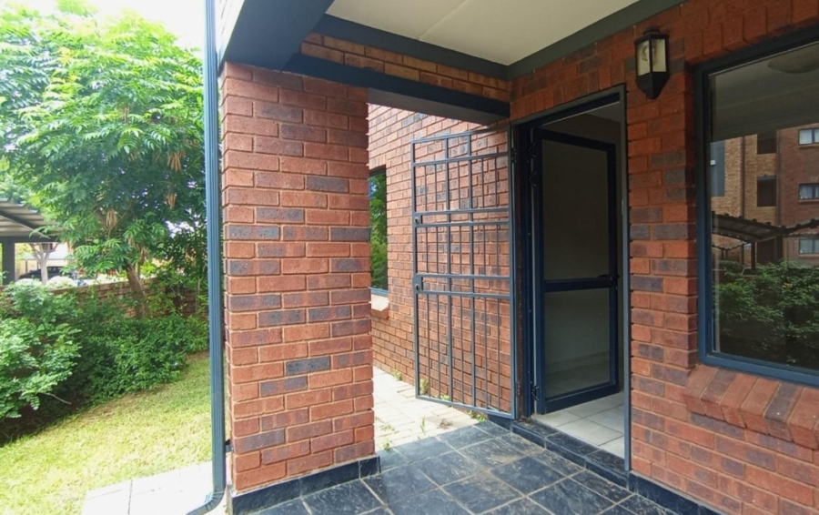 2 Bedroom Property for Sale in La Montagne Gauteng