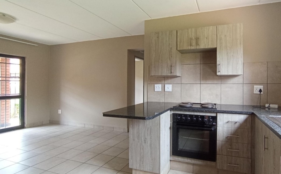 2 Bedroom Property for Sale in La Montagne Gauteng