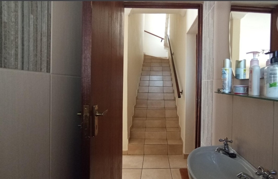 4 Bedroom Property for Sale in Meyerspark Gauteng