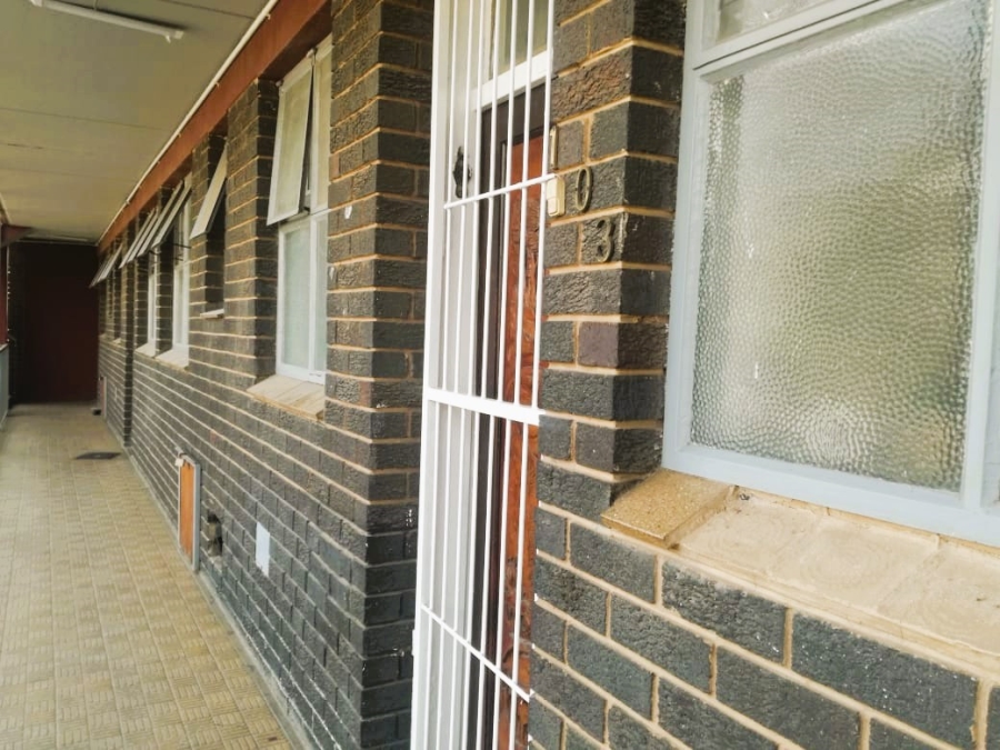 2 Bedroom Property for Sale in Sunnyside Gauteng