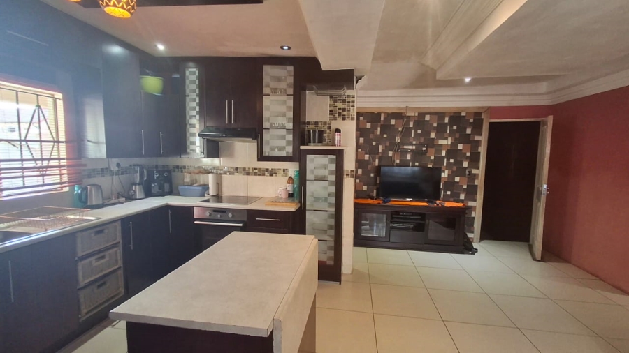 3 Bedroom Property for Sale in Mamelodi East Gauteng