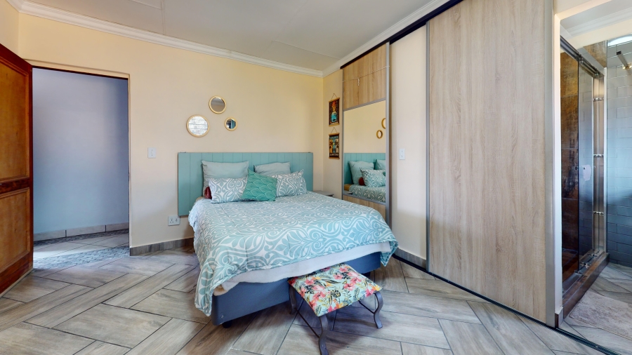 5 Bedroom Property for Sale in Rynfield Gauteng