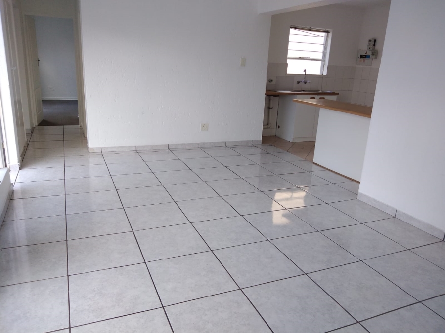 To Let 2 Bedroom Property for Rent in Radiokop Gauteng