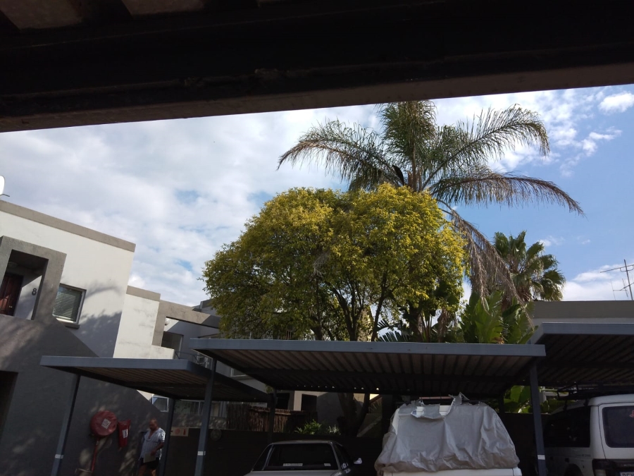 To Let 2 Bedroom Property for Rent in Radiokop Gauteng