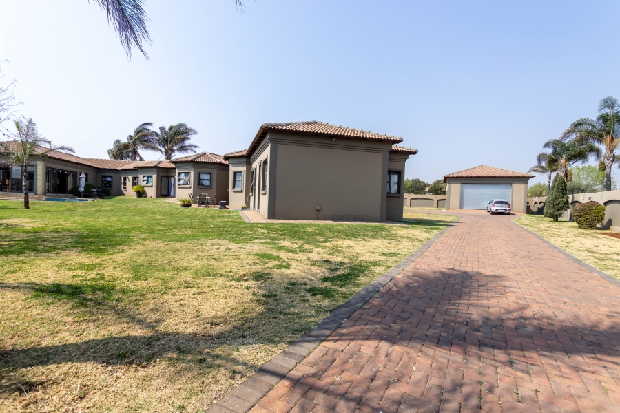 4 Bedroom Property for Sale in Parkrand Gauteng