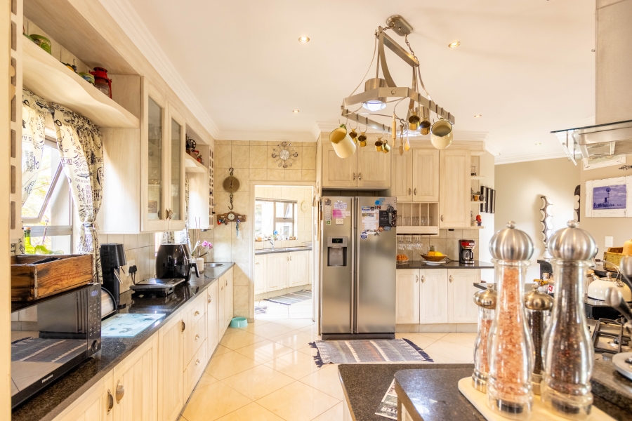 4 Bedroom Property for Sale in Parkrand Gauteng