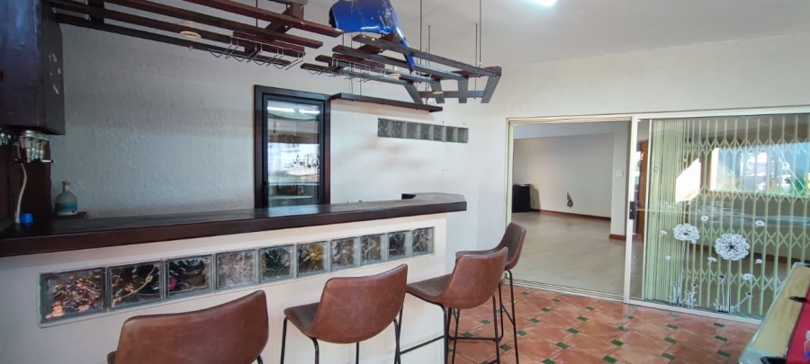 7 Bedroom Property for Sale in Eldoraigne Gauteng