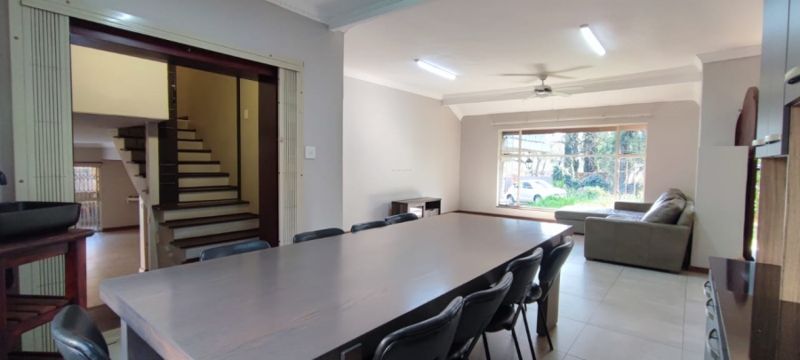 7 Bedroom Property for Sale in Eldoraigne Gauteng