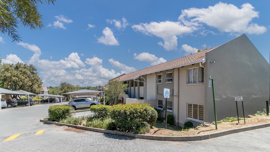 To Let 3 Bedroom Property for Rent in Vorna Valley Gauteng