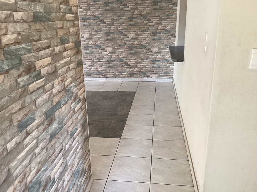 2 Bedroom Property for Sale in Northwold Gauteng