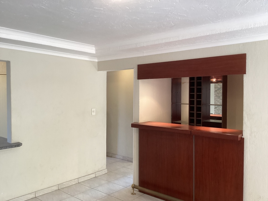 2 Bedroom Property for Sale in Northwold Gauteng