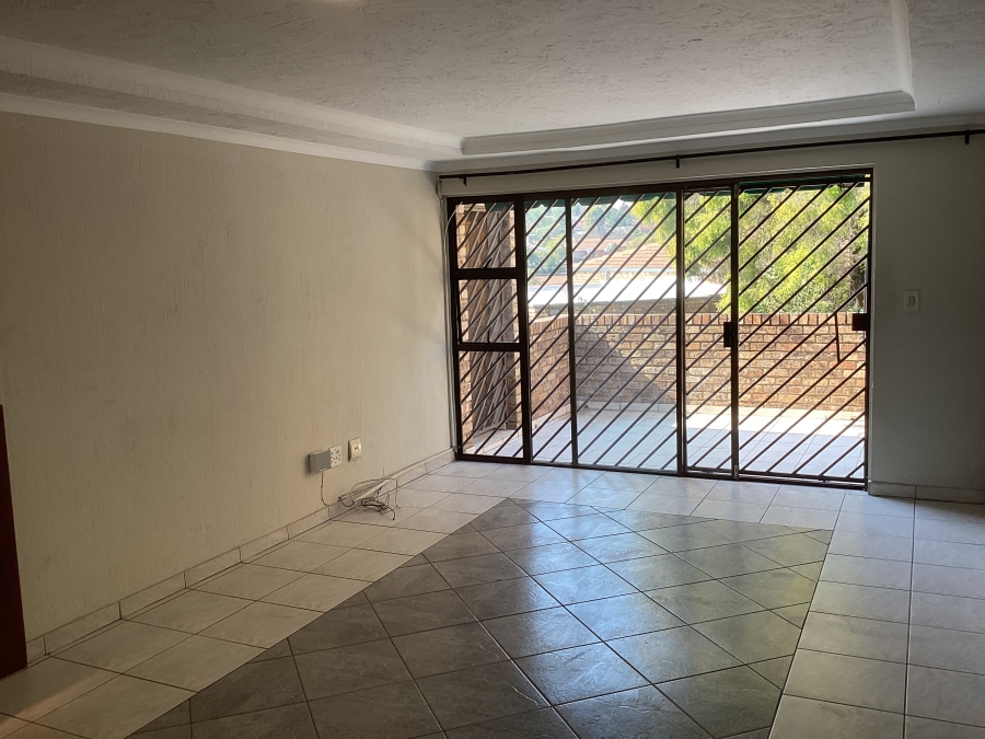 2 Bedroom Property for Sale in Northwold Gauteng