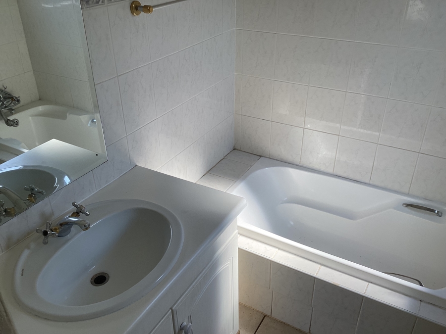 2 Bedroom Property for Sale in Northwold Gauteng